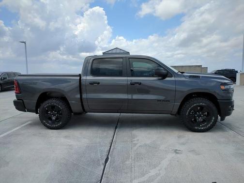 2025 RAM 1500 Warlock Crew Cab 4x4 5'7' Box
