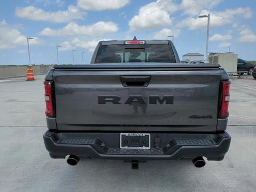 2025 RAM 1500 Warlock Crew Cab 4x4 5'7' Box