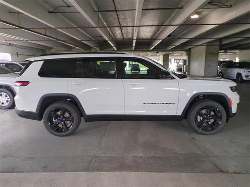 2025 Jeep Grand Cherokee L Altitude