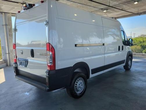 2025 RAM ProMaster 2500 Tradesman