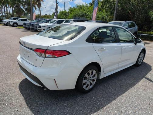 2020 Toyota Corolla LE