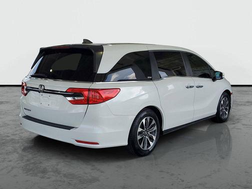 Platinum White Pearl 2022 Honda Odyssey EX-L