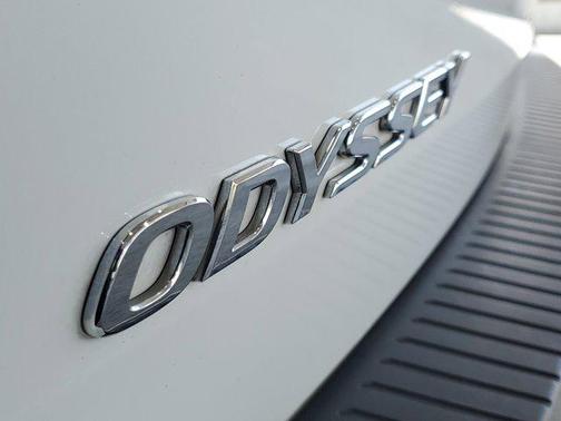 Platinum White Pearl 2022 Honda Odyssey EX-L