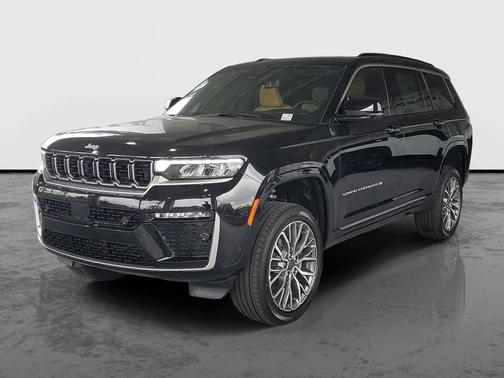 Diamond Black Crystal Pearlcoat 2026 Jeep Grand Cherokee L Summit