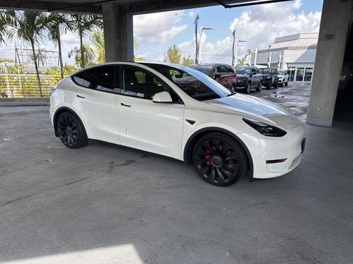 2022 Tesla Model Y Performance Dual Motor All-Wheel Drive