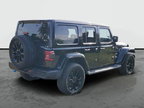 Black Clearcoat 2022 Jeep Wrangler Unlimited 4xe Sahara