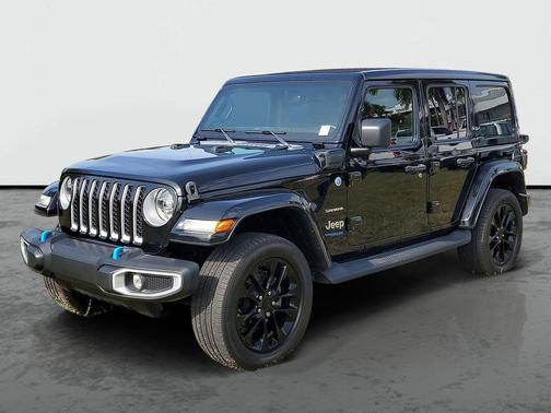 Black Clearcoat 2022 Jeep Wrangler Unlimited 4xe Sahara