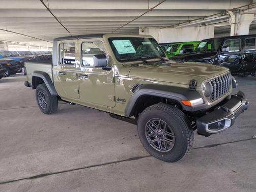2026 Jeep Gladiator Sport S