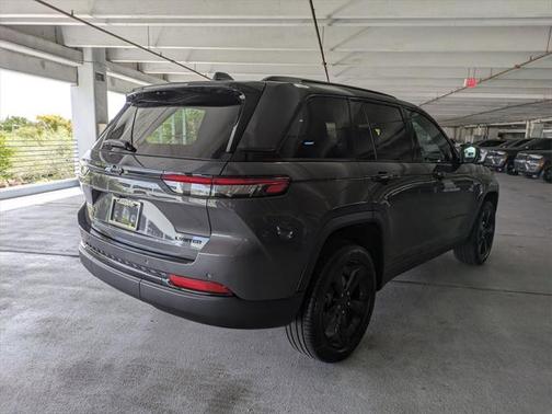 2025 Jeep Grand Cherokee Limited X
