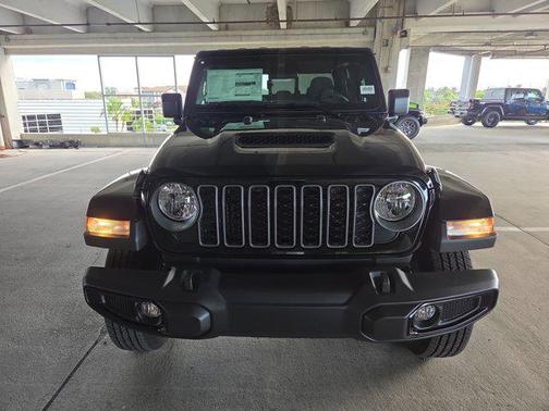 2025 Jeep Gladiator Sport S