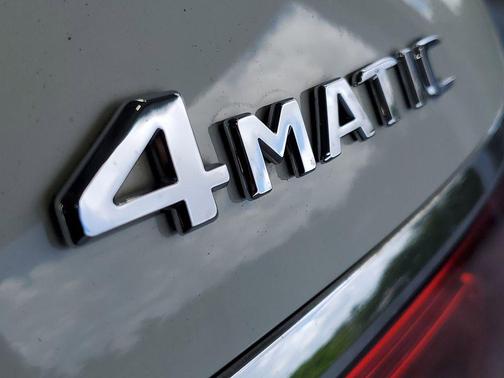 White 2022 Mercedes-Benz GLS 450 4MATIC
