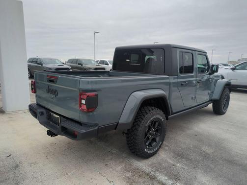 Anvil Clearcoat 2026 Jeep Gladiator Willys 4x4