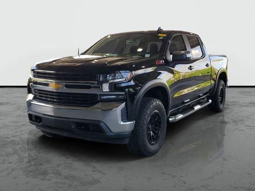 Black 2020 Chevrolet Silverado 1500 LT