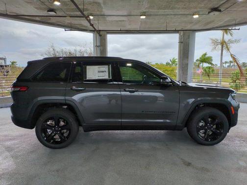 2025 Jeep Grand Cherokee Limited X