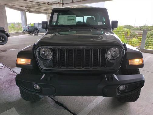 2025 Jeep Gladiator Nighthawk