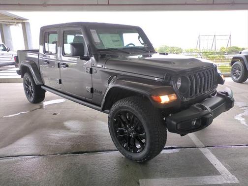 2025 Jeep Gladiator Nighthawk