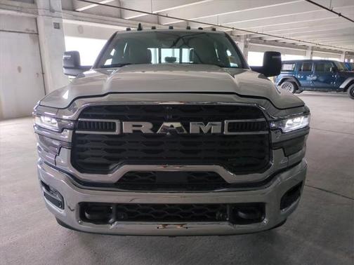 2025 RAM 3500 Tradesman Crew Cab 4x4 8' Box