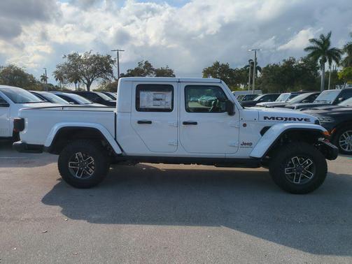 2026 Jeep Gladiator Mojave X 4x4