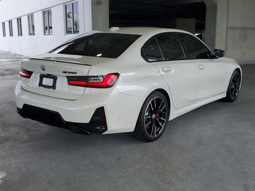 White Metallic 2023 BMW M340 M340i