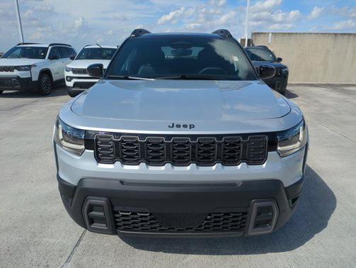 2026 Jeep Cherokee Overland