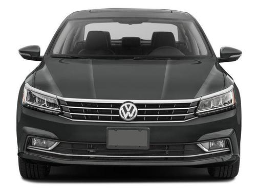 Black Uni 2016 Volkswagen Passat 1.8T SE w/Technology