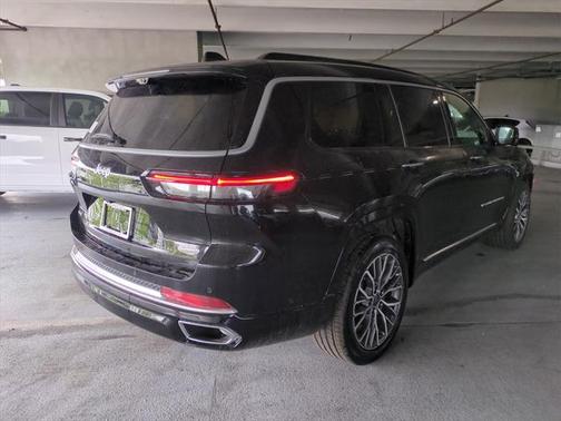 2025 Jeep Grand Cherokee L Summit Reserve