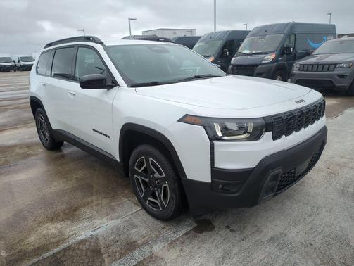 2026 Jeep Cherokee Laredo 4x4