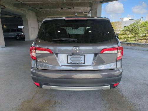 Modern Steel Metallic 2019 Honda Pilot EX-L