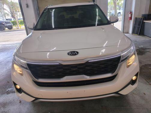 2021 Kia Seltos S