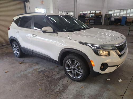 2021 Kia Seltos S