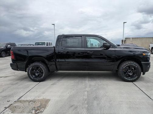 2025 RAM 1500 Warlock Crew Cab 4x4 5'7' Box