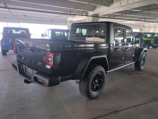 2026 Jeep Gladiator Willys 4x4