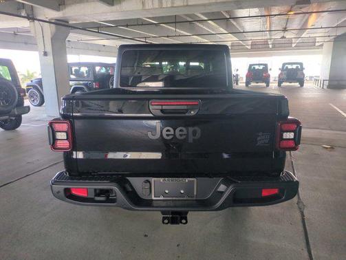 2026 Jeep Gladiator Willys 4x4