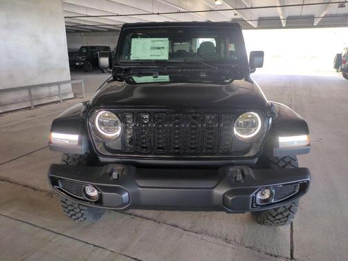 2026 Jeep Gladiator Willys 4x4