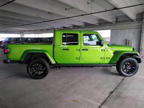 2025 Jeep Gladiator Nighthawk