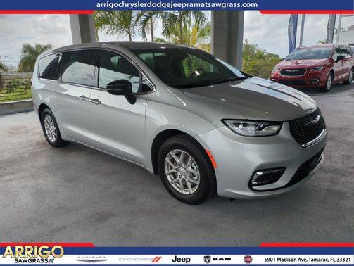 2026 Chrysler Pacifica L