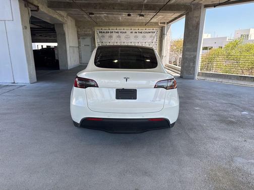 Pearl White Multi-Coat 2021 Tesla Model Y Long Range Dual Motor All-Wheel Drive