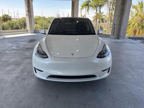 Pearl White Multi-Coat 2021 Tesla Model Y Long Range Dual Motor All-Wheel Drive