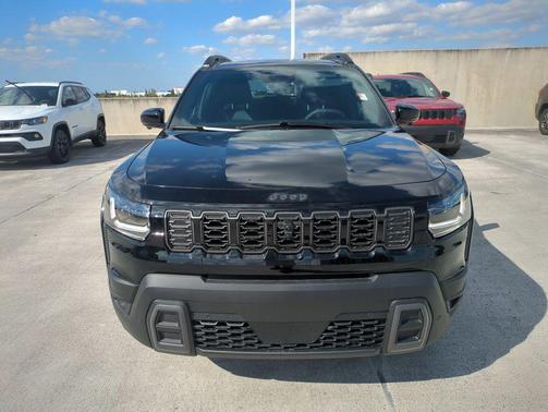 2026 Jeep Cherokee Overland