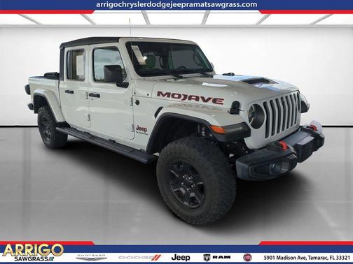 Bright White Clearcoat 2021 Jeep Gladiator Mojave 4x4