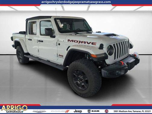 Bright White Clearcoat 2021 Jeep Gladiator Mojave 4x4