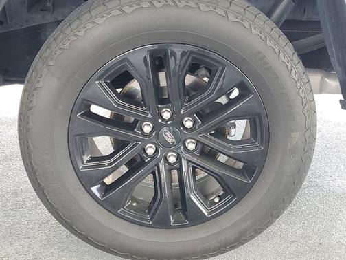 Carbonized Gray Metallic 2024 Ford F-150 Lariat