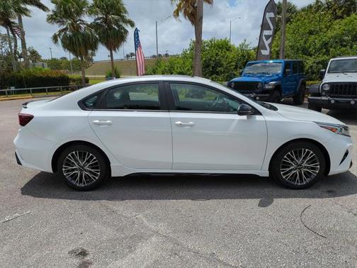 2022 Kia Forte GT-Line