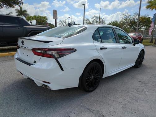 2022 Toyota Camry SE
