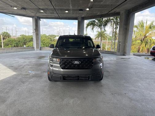 Carbonized Gray Metallic 2025 Ford Maverick XL