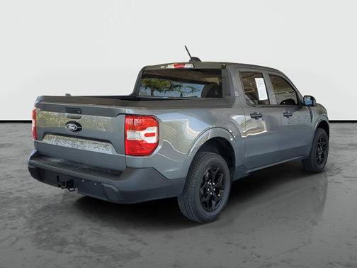 Carbonized Gray Metallic 2025 Ford Maverick XL