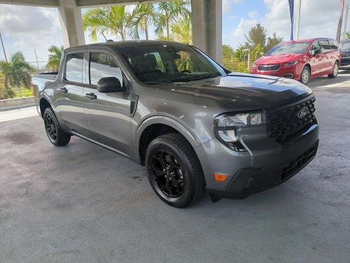 Carbonized Gray Metallic 2025 Ford Maverick XL