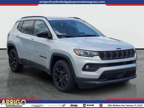 Silver Zynith Metallic Clearcoat 2026 Jeep Compass Latitude