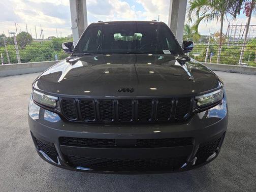 2025 Jeep Grand Cherokee L Altitude