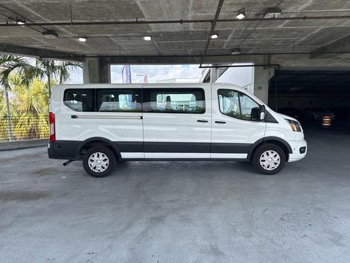 2024 Ford Transit-350 XLT